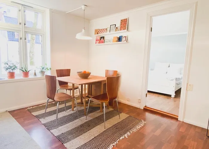 Cosy Authentic Apartment, Only 60m From Bryggen! Lejlighed Bergen
