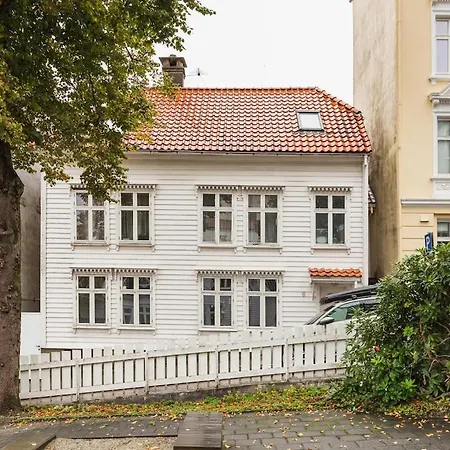 Cosy Authentic Apartment, Only 60m From Bryggen! * Bergen